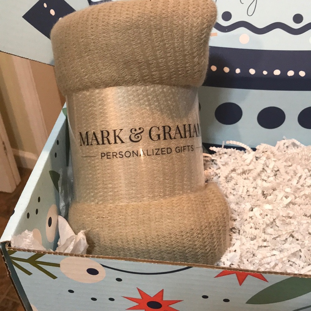 FabFitFun Colorblock Blanket